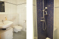 Thumb Badezimmer mit Dusche und Waschmaschine