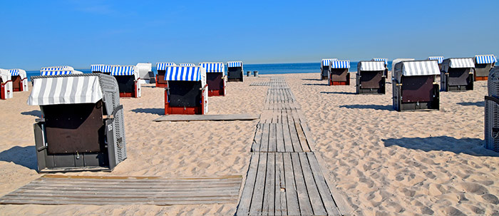 Bild vom Ostsee-Sandstrand in Warnemünde