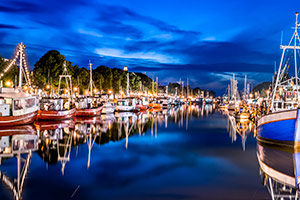 Warnemünde Alter Strom am Abend Foto Warnemünde Alter Strom